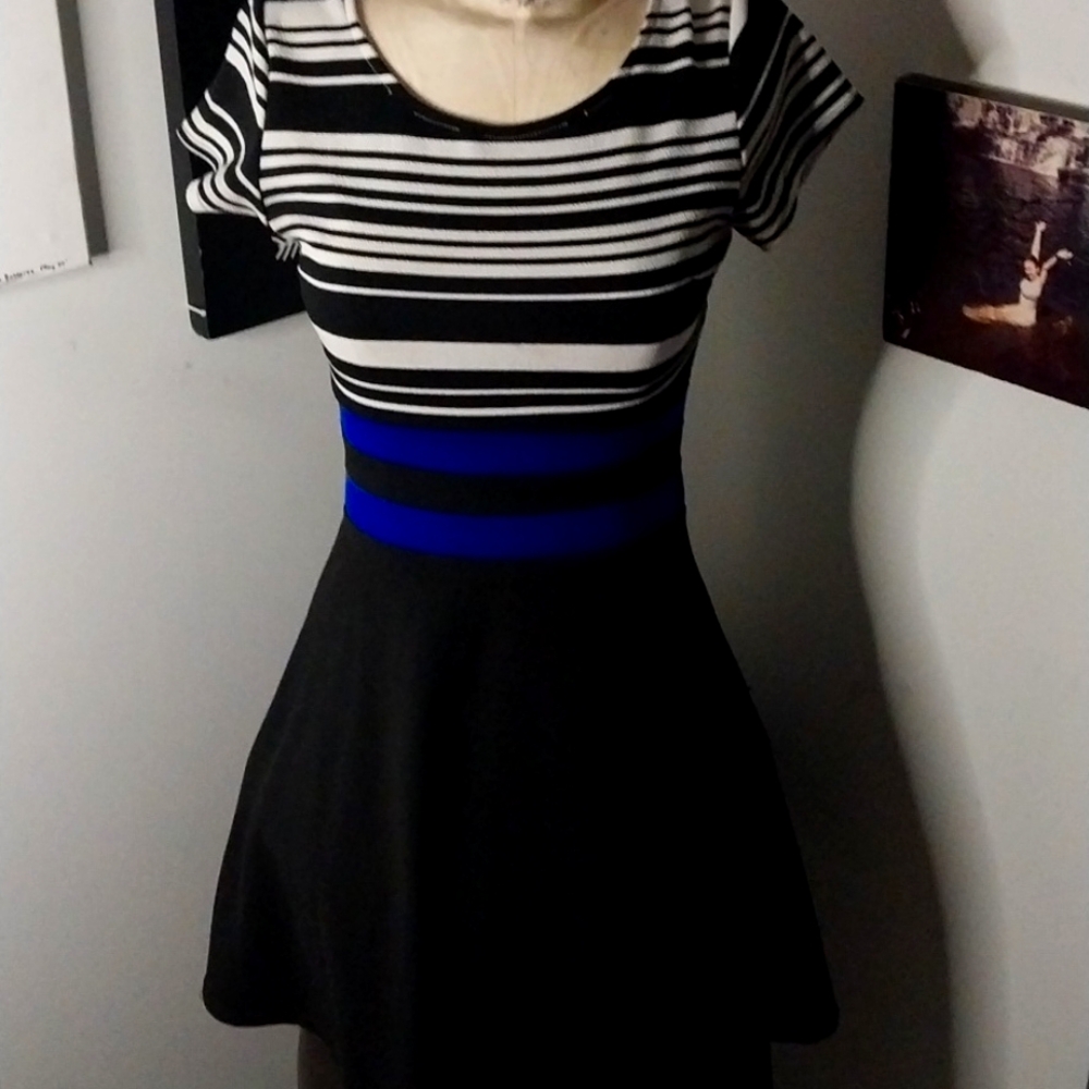 Maru skater dress in perfect condition